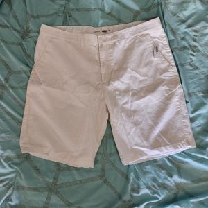 Mens Slim fit white linen shorts size 40